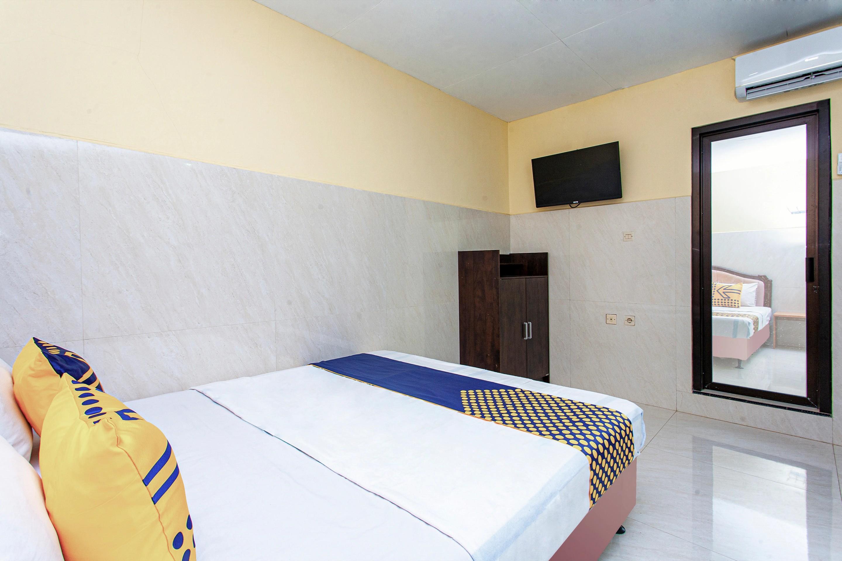 The Paragon Hotel Cilacap Redpartner Zewnętrze zdjęcie