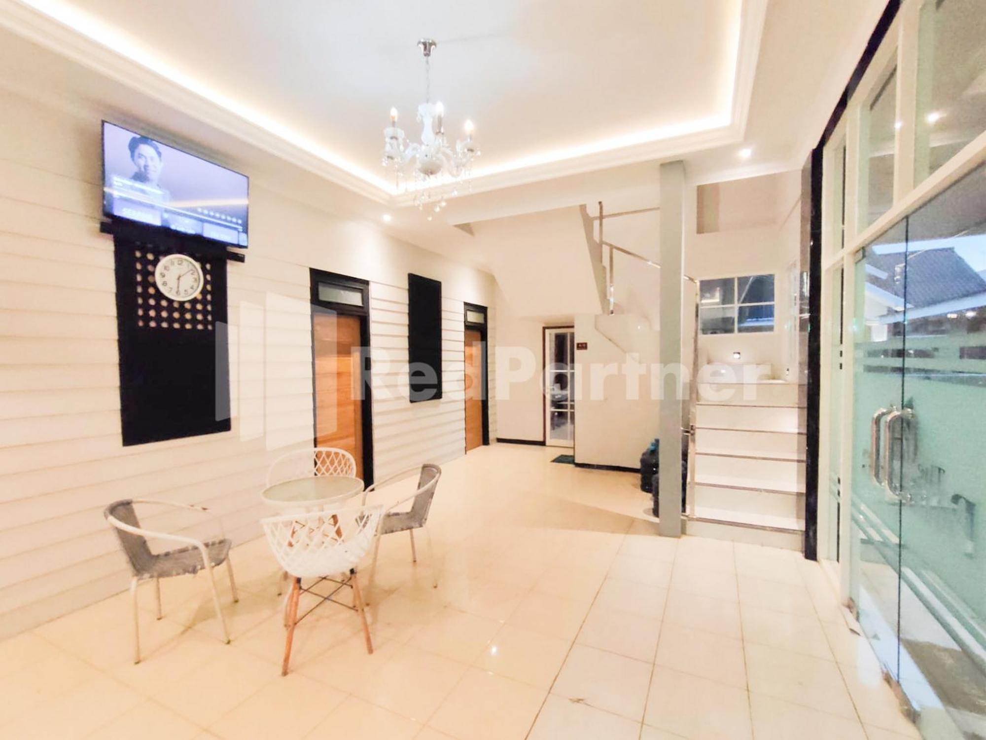 The Paragon Hotel Cilacap Redpartner Zewnętrze zdjęcie